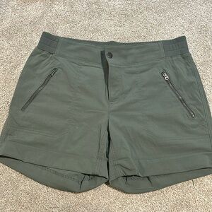 Athleta hiking shorts size 12